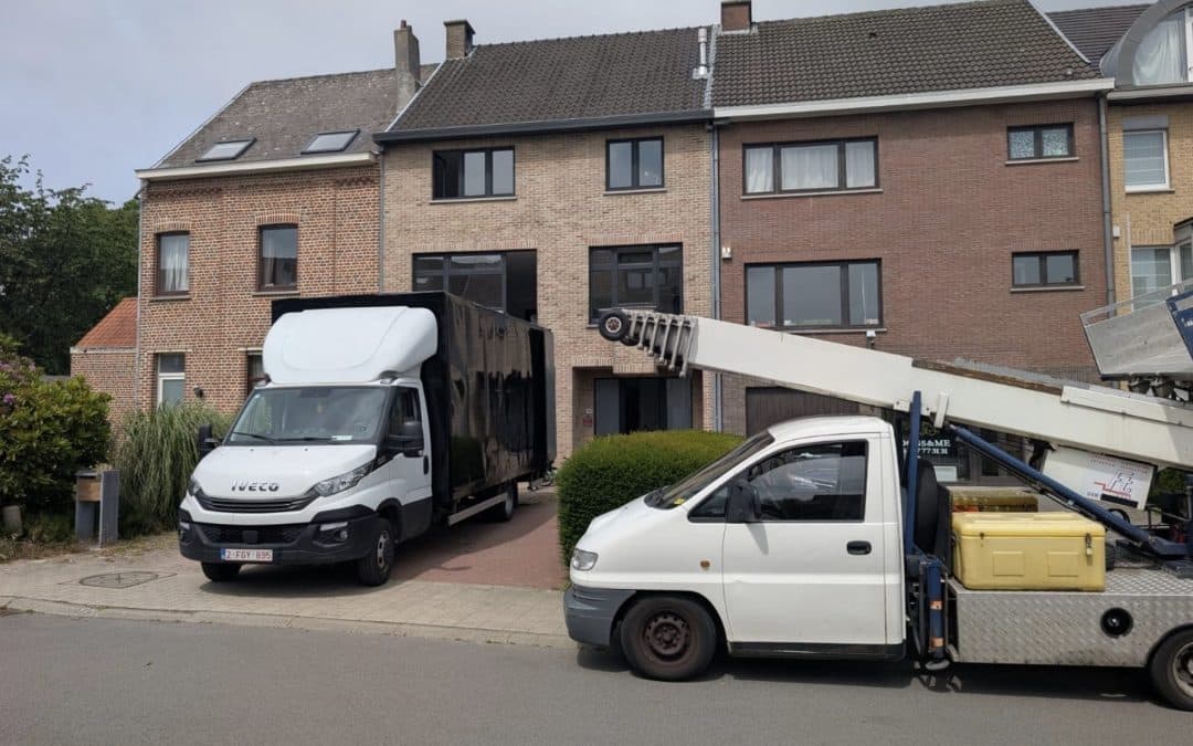 Stationnement à Bruxelles : comment réserver l’espace pour la location d’un lift ?